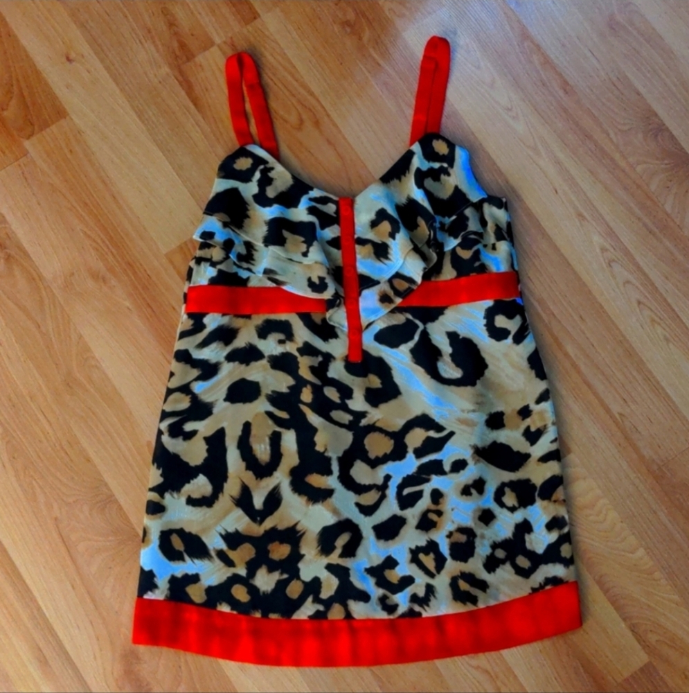💥3/$15💥Nicole By Nicole Miller Leopard Print Shirt Size Small